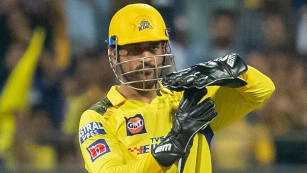 MS Dhoni 7